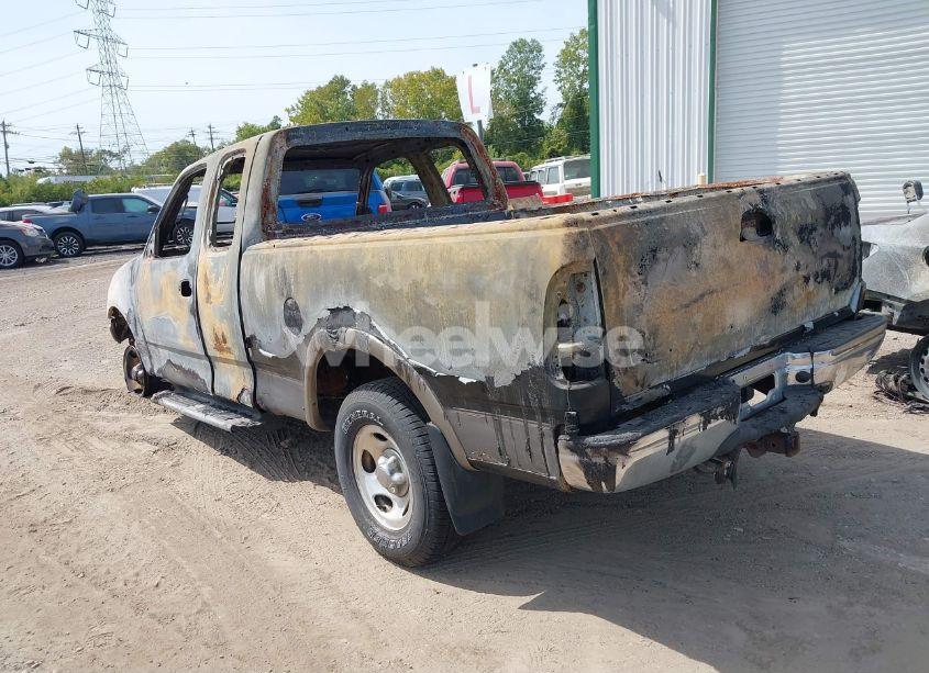 Photo 3 of 2002 Ford F-150 LARIAT/XL/XLT (VIN 1FTRX18W82NA90814)