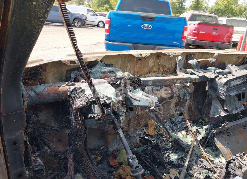 Photo 7 of 2002 Ford F-150 LARIAT/XL/XLT (VIN 1FTRX18W82NA90814)