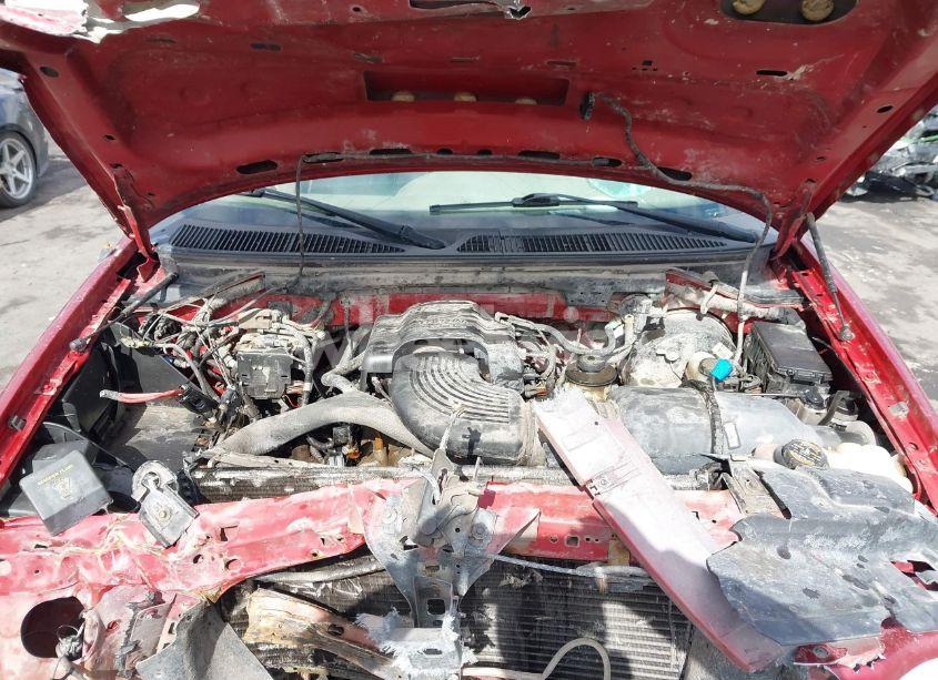 Photo 10 of 2000 Ford F-150 LARIAT/WORK SERIES/XL/XLT (VIN 1FTRX18W8YNB08110)