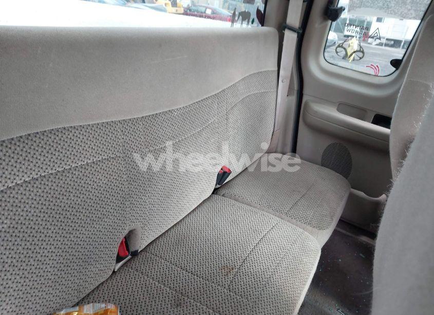 Photo 8 of 2000 Ford F-150 LARIAT/WORK SERIES/XL/XLT (VIN 1FTRX18W8YNB08110)