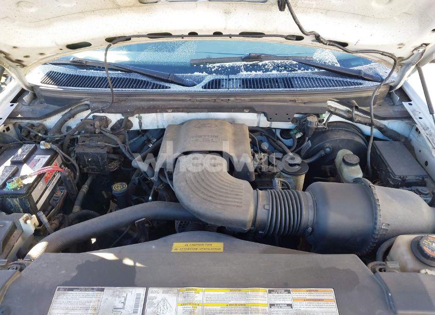 Photo 10 of 2000 Ford F-150 LARIAT/WORK SERIES/XL/XLT (VIN 1FTRX18W9YNB14241)