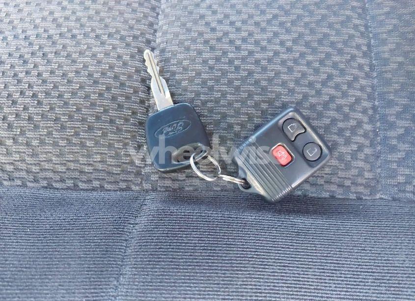 Photo 11 of 2000 Ford F-150 LARIAT/WORK SERIES/XL/XLT (VIN 1FTRX18W9YNB14241)