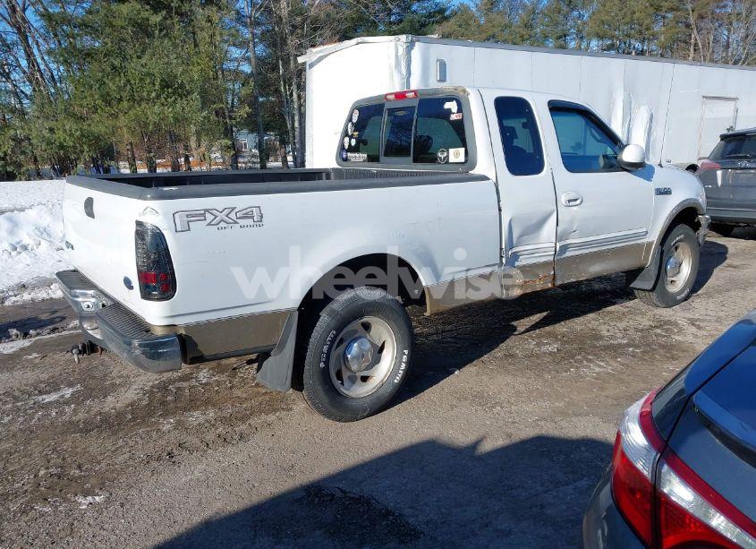 Photo 4 of 2000 Ford F-150 LARIAT/WORK SERIES/XL/XLT (VIN 1FTRX18W9YNB14241)