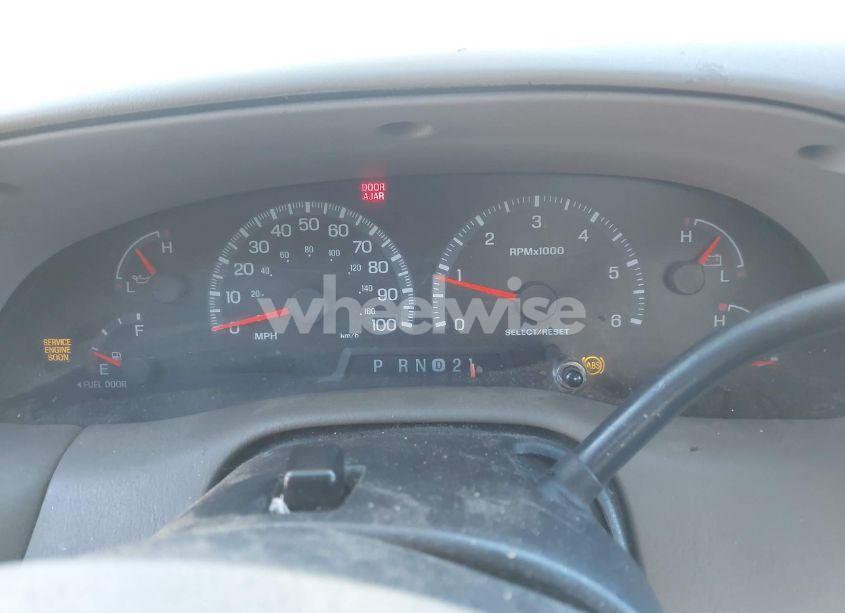 Photo 7 of 2000 Ford F-150 LARIAT/WORK SERIES/XL/XLT (VIN 1FTRX18W9YNB14241)