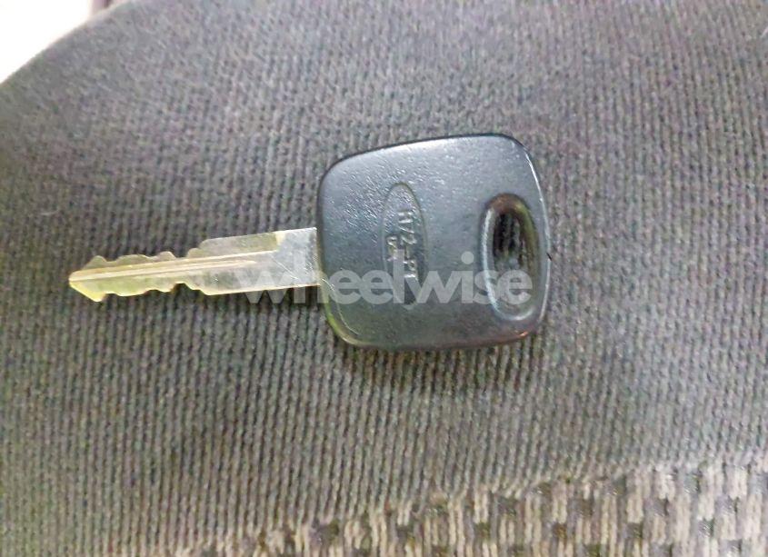 Photo 11 of 2000 Ford F-150 LARIAT/WORK SERIES/XL/XLT (VIN 1FTRX18W9YNB67215)