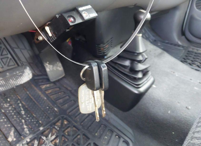 Photo 11 of 2001 Ford F-150 LARIAT/XL/XLT (VIN 1FTRX18WX1NA92448)