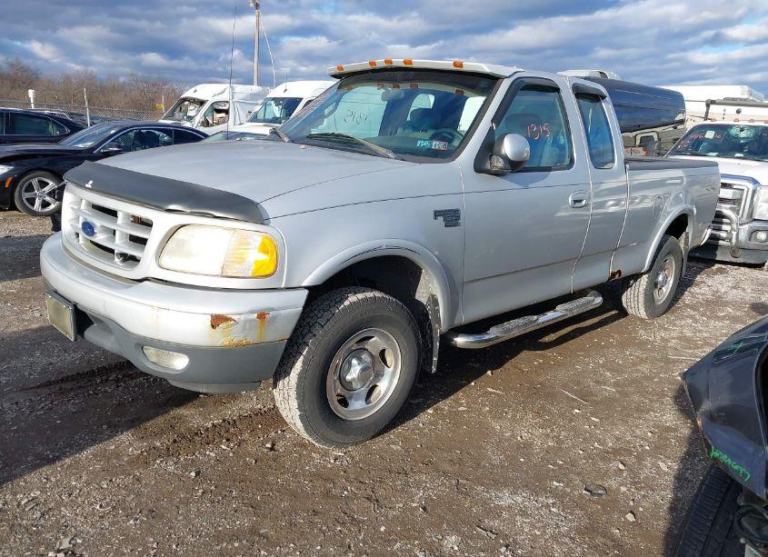 Photo 2 of 2001 Ford F-150 LARIAT/XL/XLT (VIN 1FTRX18WX1NA92448)