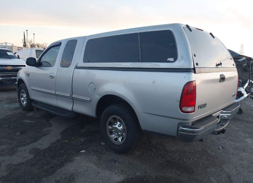Photo 3 of 1998 Ford F-250 LARIAT/STANDARD/XL/XLT (VIN 1FTRX2760WKB90923)