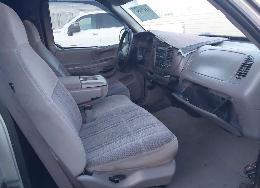 Photo 5 of 1998 Ford F-250 LARIAT/STANDARD/XL/XLT (VIN 1FTRX2760WKB90923)