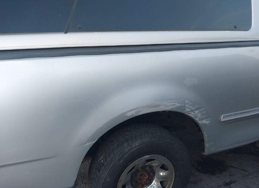 Photo 6 of 1998 Ford F-250 LARIAT/STANDARD/XL/XLT (VIN 1FTRX2760WKB90923)