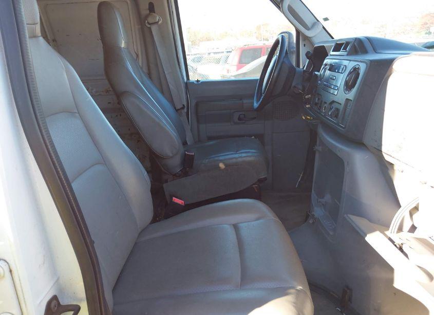 Photo 5 of 2011 Ford E-350 SUPER DUTY COMMERCIAL (VIN 1FTSE3EL6BDA52906)