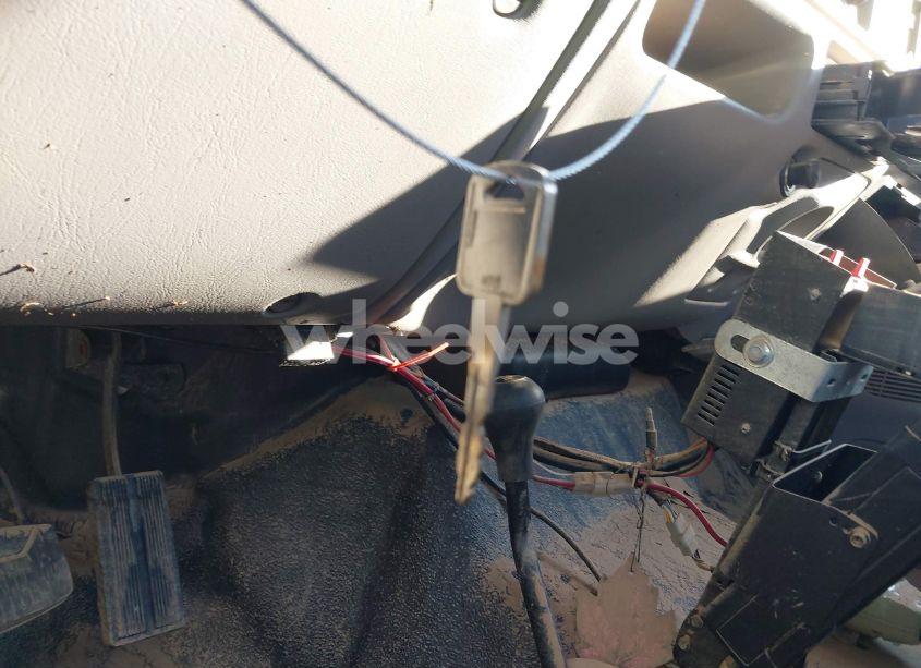 Photo 11 of 2001 Ford F-350 N/A (VIN 1FTSF31S11ED15094)