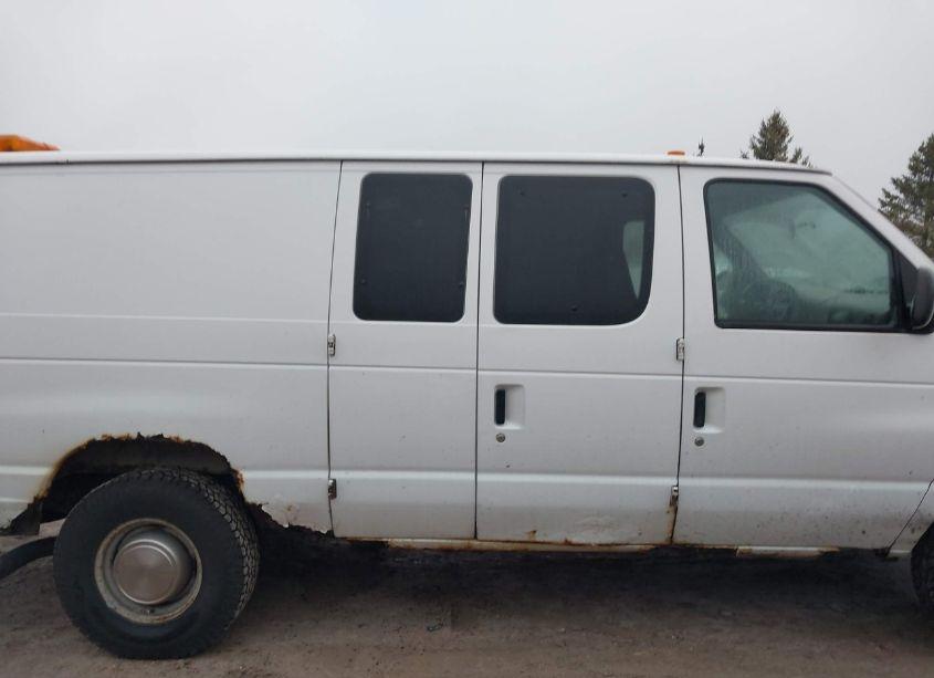 Photo 13 of 2000 Ford E-350 SUPER DUTY COMMERCIAL/RECREATIONAL (VIN 1FTSS34F5YHB35412)