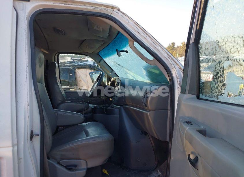 Photo 5 of 2008 Ford E-350 SUPER DUTY COMMERCIAL/RECREATIONAL (VIN 1FTSS34L08DA48272)