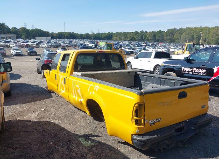 Photo 3 of 2006 Ford F-250 LARIAT/XL/XLT (VIN 1FTSW20566EB24865)