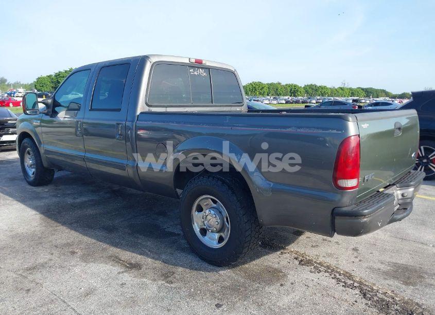 Photo 3 of 2005 Ford F-250 LARIAT/XL/XLT (VIN 1FTSW205X5EB37228)