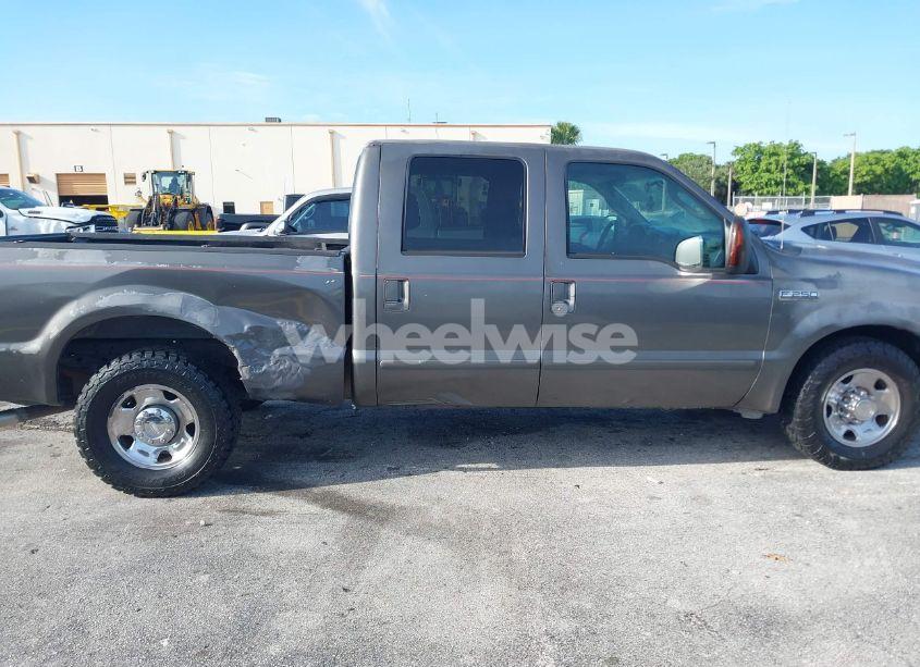 Photo 6 of 2005 Ford F-250 LARIAT/XL/XLT (VIN 1FTSW205X5EB37228)