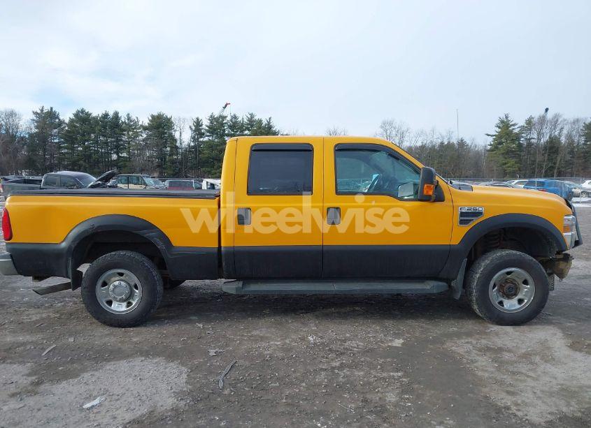 Photo 13 of 2009 Ford F-250 FX4/KING RANCH/LARIAT/XL/XLT (VIN 1FTSW21549EB12300)