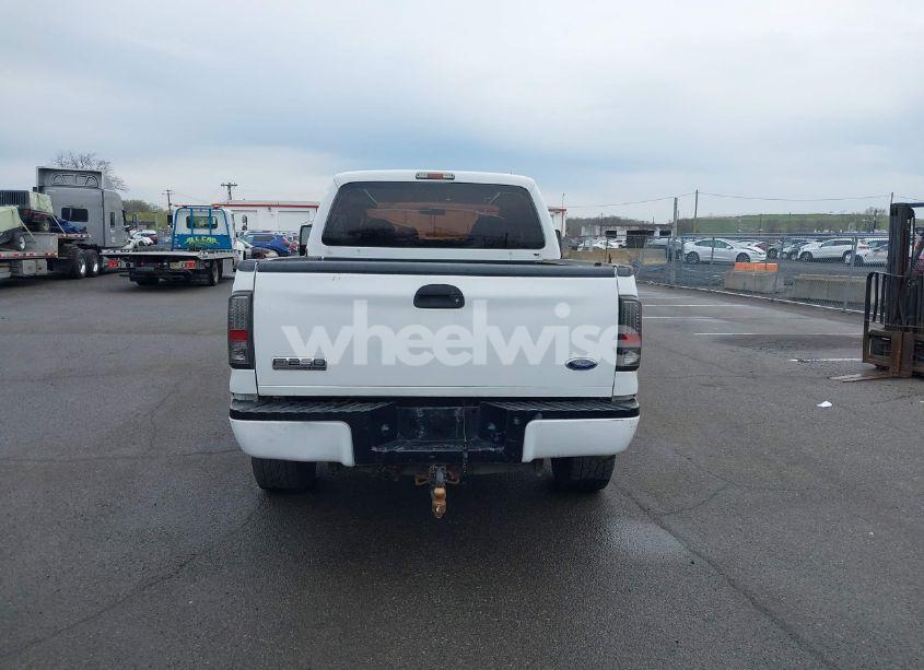 Photo 16 of 2008 Ford F-250 FX4/KING RANCH/LARIAT/XL/XLT (VIN 1FTSW21598ED38993)