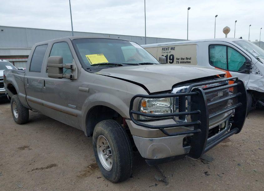 2005 Ford F-250 LARIAT/XL/XLT (VIN 1FTSW21P05ED10500) main photo