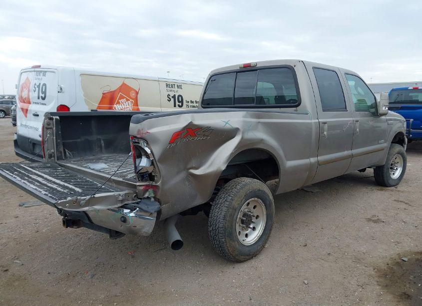 Photo 4 of 2005 Ford F-250 LARIAT/XL/XLT (VIN 1FTSW21P05ED10500)