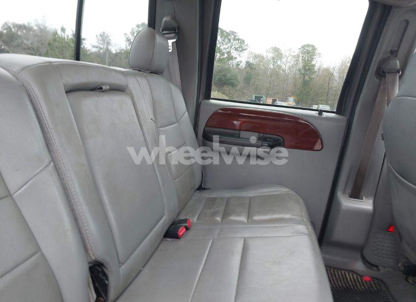 Photo 8 of 2006 Ford F-250 LARIAT/XL/XLT (VIN 1FTSW21P06EC10432)