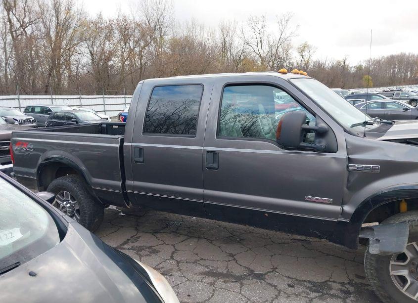 Photo 13 of 2006 Ford F-250 LARIAT/XL/XLT (VIN 1FTSW21P16EB64156)