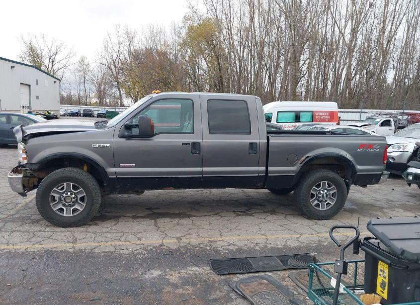 Photo 14 of 2006 Ford F-250 LARIAT/XL/XLT (VIN 1FTSW21P16EB64156)