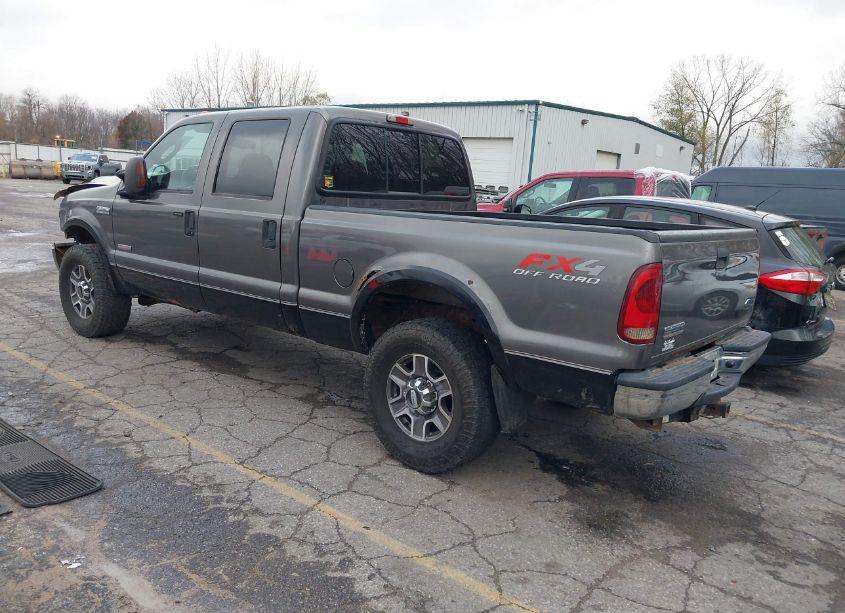 Photo 3 of 2006 Ford F-250 LARIAT/XL/XLT (VIN 1FTSW21P16EB64156)
