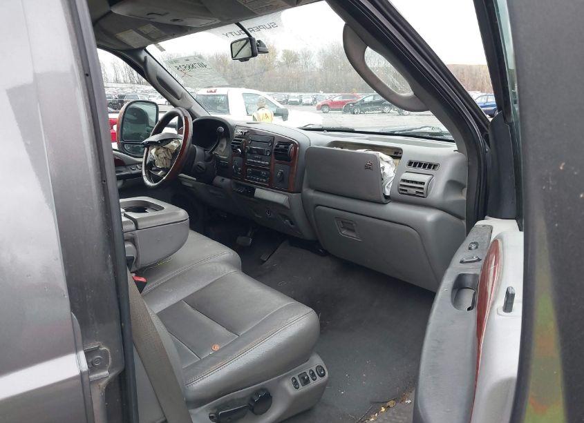 Photo 5 of 2006 Ford F-250 LARIAT/XL/XLT (VIN 1FTSW21P16EB64156)