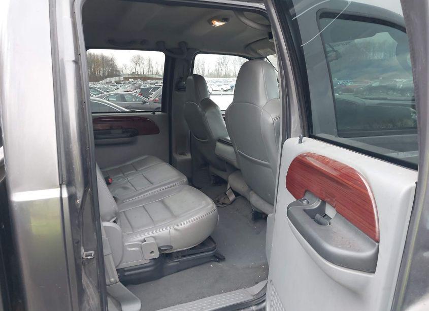 Photo 8 of 2006 Ford F-250 LARIAT/XL/XLT (VIN 1FTSW21P16EB64156)