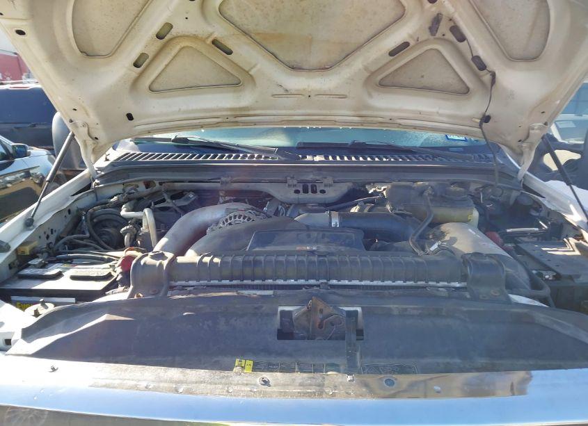 Photo 10 of 2005 Ford F-250 LARIAT/XL/XLT (VIN 1FTSW21P35EB06192)