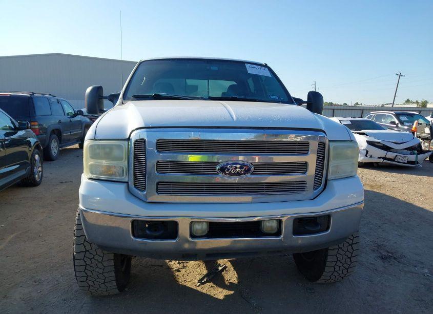 Photo 12 of 2005 Ford F-250 LARIAT/XL/XLT (VIN 1FTSW21P35EB06192)