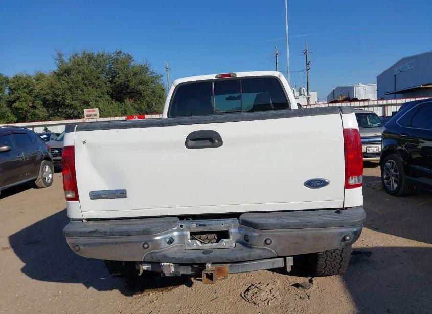 Photo 16 of 2005 Ford F-250 LARIAT/XL/XLT (VIN 1FTSW21P35EB06192)