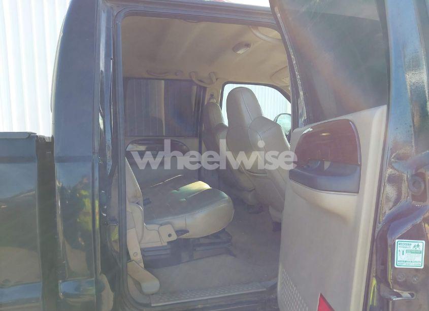 Photo 8 of 2007 Ford F-250 LARIAT/XL/XLT (VIN 1FTSW21P47EA93259)