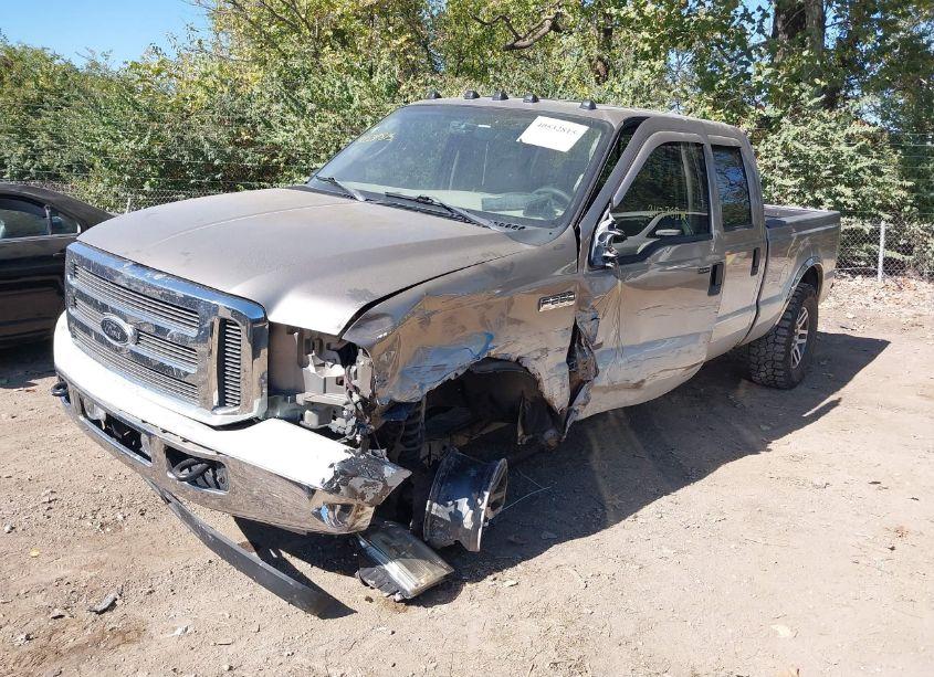 Photo 2 of 2006 Ford F-250 LARIAT/XL/XLT (VIN 1FTSW21P56EA71818)