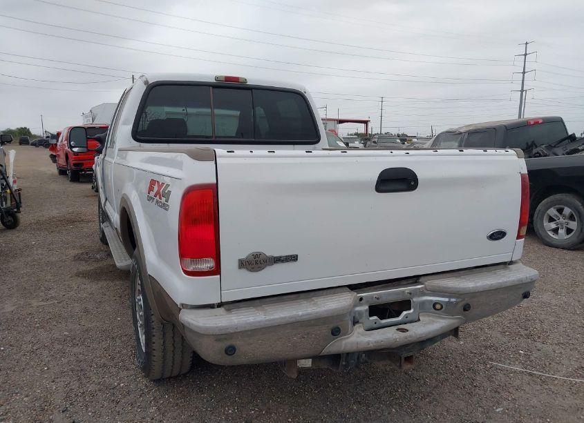 Photo 3 of 2005 Ford F-250 LARIAT/XL/XLT (VIN 1FTSW21P85EC32905)