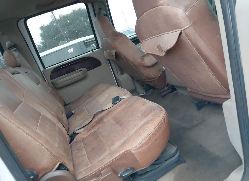 Photo 8 of 2005 Ford F-250 LARIAT/XL/XLT (VIN 1FTSW21P85EC32905)