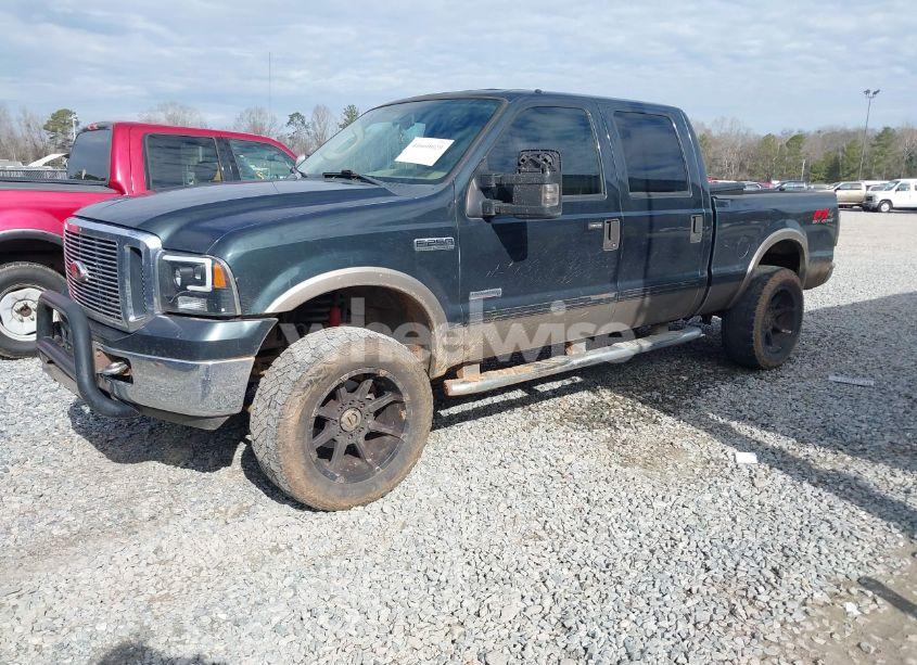 Photo 2 of 2006 Ford F-250 LARIAT/XL/XLT (VIN 1FTSW21P86EB01104)