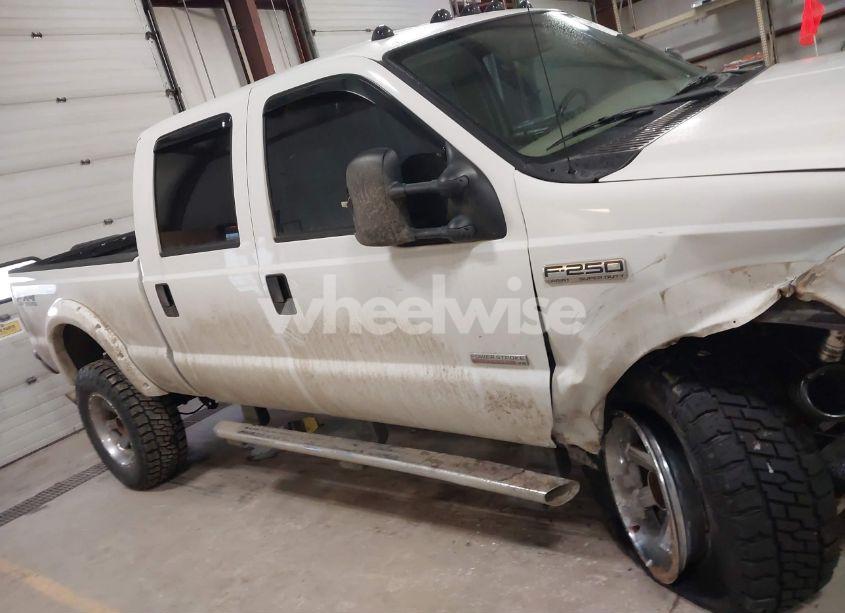 Photo 13 of 2007 Ford F-250 LARIAT/XL/XLT (VIN 1FTSW21P87EB13917)