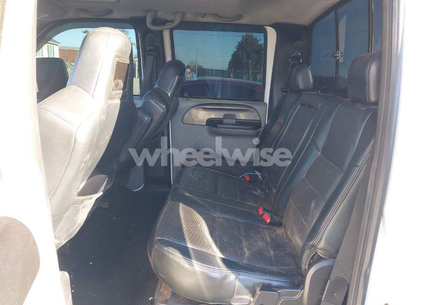 Photo 8 of 2005 Ford F-250 LARIAT/XL/XLT (VIN 1FTSW21P95EB74884)