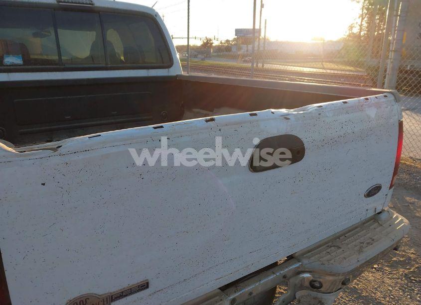 Photo 6 of 2006 Ford F-250 LARIAT/XL/XLT (VIN 1FTSW21P96ED63116)