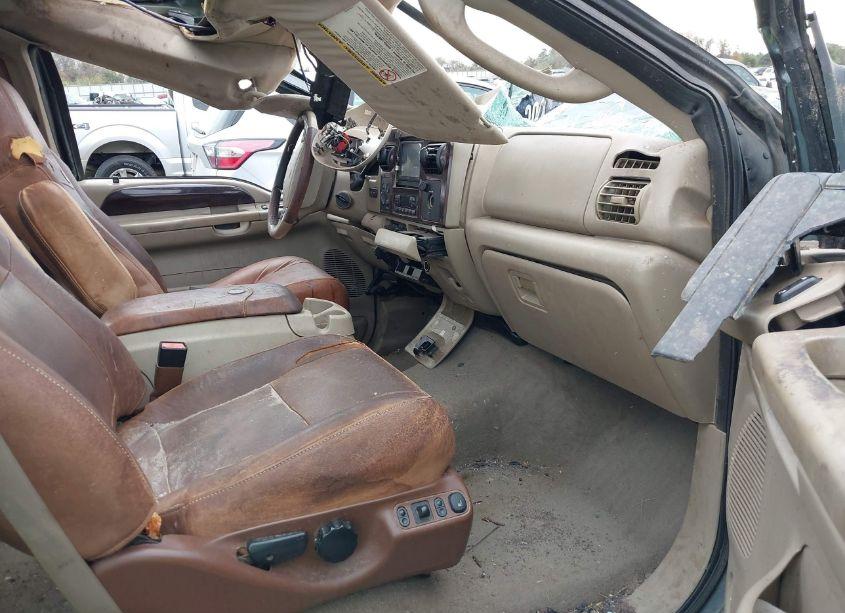 Photo 5 of 2005 Ford F-250 LARIAT/XL/XLT (VIN 1FTSW21PX5EA21317)