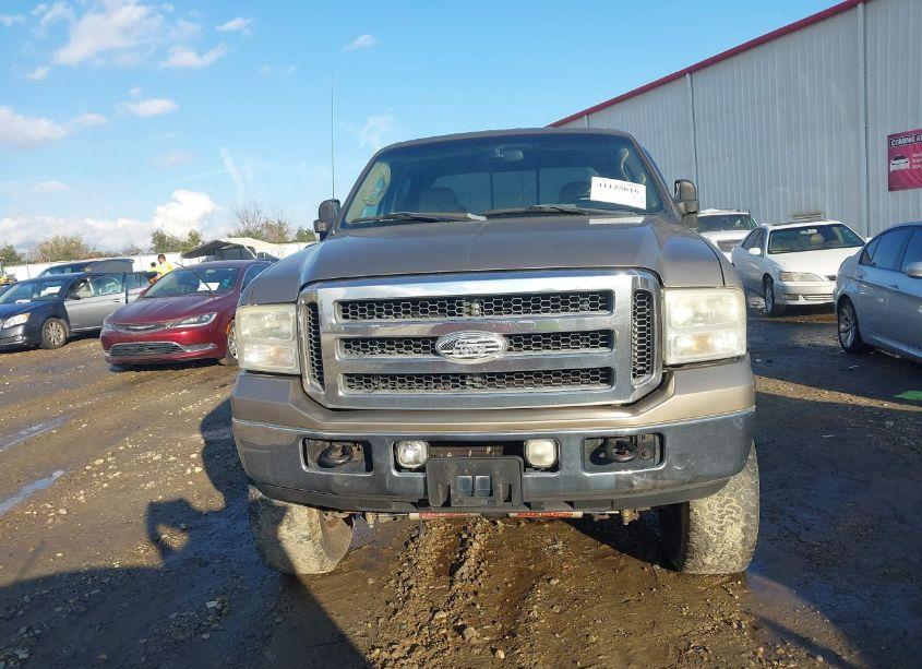 Photo 12 of 2005 Ford F-250 LARIAT/XL/XLT (VIN 1FTSW21PX5ED20838)