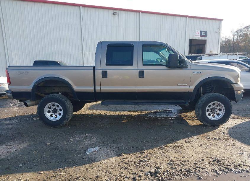 Photo 13 of 2005 Ford F-250 LARIAT/XL/XLT (VIN 1FTSW21PX5ED20838)
