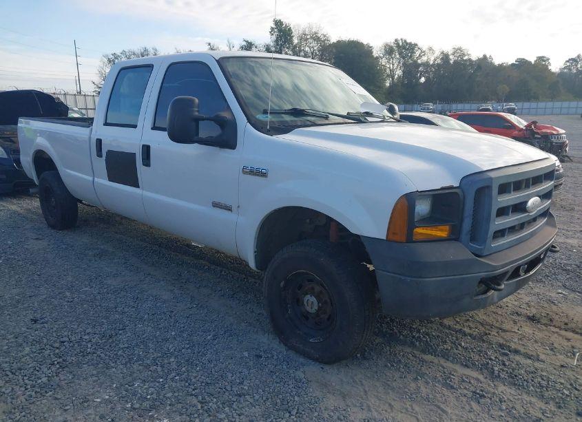 2006 Ford F-250 LARIAT/XL/XLT (VIN 1FTSW21PX6EC09143) main photo