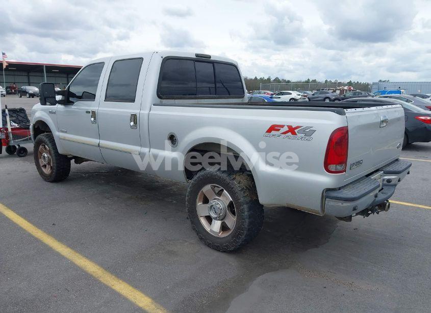 Photo 3 of 2006 Ford F-250 LARIAT/XL/XLT (VIN 1FTSW21PX6ED44266)