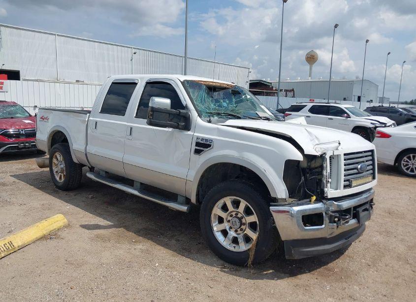 2008 Ford F-250 FX4/HARLEY-DAVIDSON/KING RANCH/LARIAT/XL/XLT (VIN 1FTSW21R18EB71855) main photo