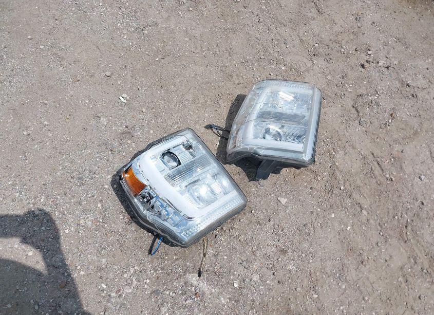 Photo 11 of 2008 Ford F-250 FX4/HARLEY-DAVIDSON/KING RANCH/LARIAT/XL/XLT (VIN 1FTSW21R18EB71855)