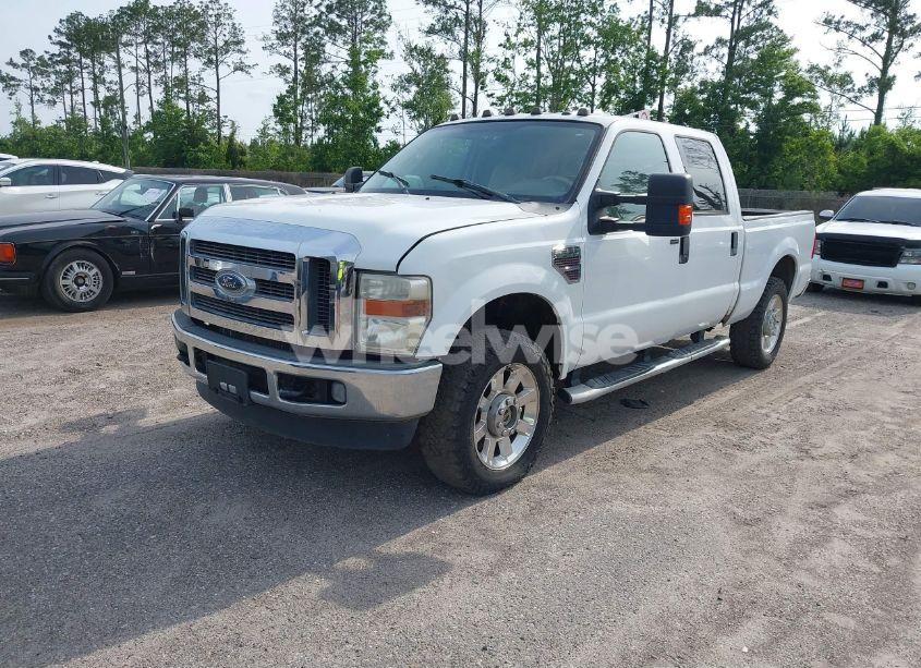 Photo 2 of 2009 Ford F-250 FX4/HARLEY-DAVIDSON/KING RANCH/LARIAT/XL/XLT (VIN 1FTSW21R19EA97662)
